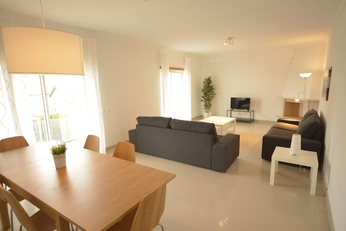 Deluxe Apartment, 3 Bedrooms, Kitchen | Living area | 40-cm flat-screen TV with digital channels, TV