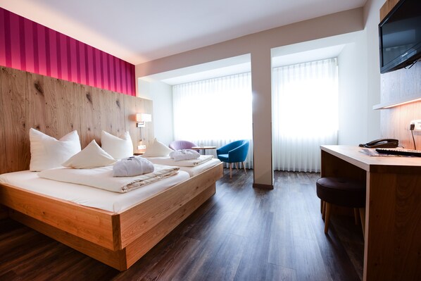 Allergikerbettwaren, Minibar, individuell dekoriert