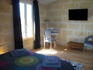 Luxury Double Room - Domaine de Monein (Saint-André-de-Cubzac)