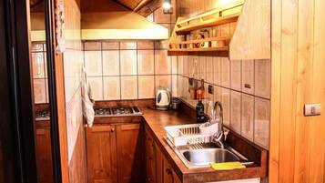 Standard Twin Room | Living area