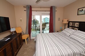 2 bedrooms, internet, bed sheets