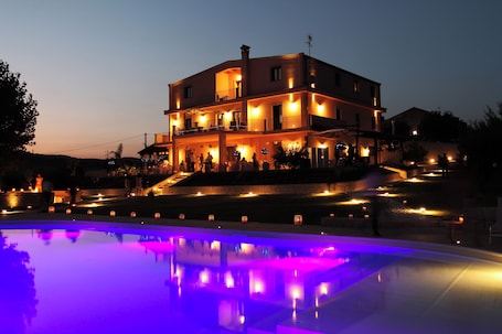 Exterior. Arucimeli Resort