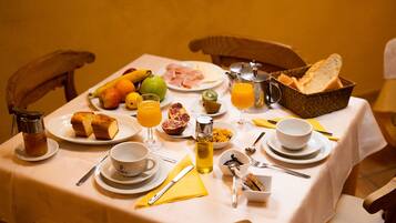 Breakfast meal