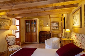 Room - Hotel Rural Mas Fontanelles (Biar)