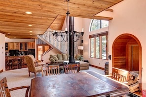 In-room dining - Blue River Grotto- Luxury With a View! (Breckenridge)