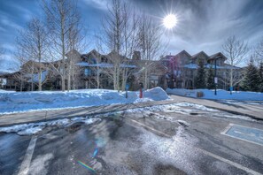 Pool - Breckenridge Adventure Hub (Breckenridge)