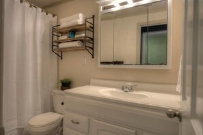Bathroom - Cozy Emerald Terrace - On Free Shuttle Route! (Breckenridge)