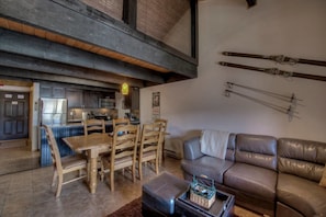 In-room dining - Downtown Retreat - Steps to Main St & Village Pool (Breckenridge)