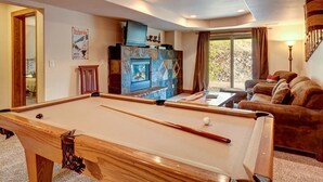 Billiards - French Creek Hideaway (Breckenridge)