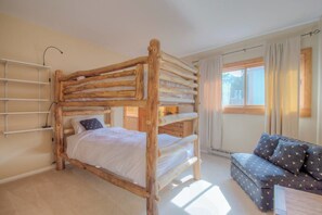 2 chambres, fer et planche à repasser, Wi-Fi gratuit