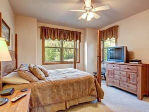 4 bedrooms, iron/ironing board, free WiFi - French Creek Gathering (Breckenridge)