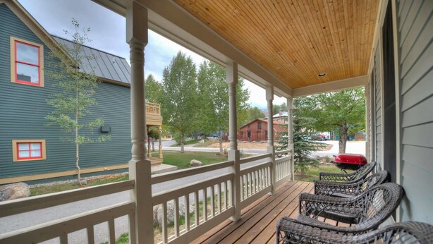 Terrace/patio - French St. Chateau-walk to Everything! (Breckenridge)