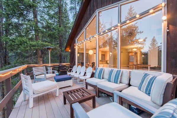 ลานระเบียง/นอกชาน