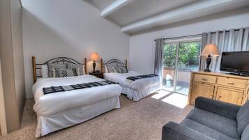 3 bedrooms, iron/ironing board, free WiFi