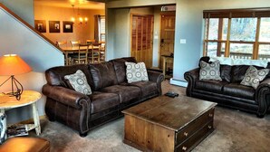 TV, fireplace - Peak 7 Mountain Lodge - Hot Tub & Expansive Views! (Breckenridge)