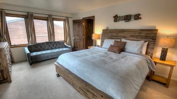 2 bedrooms, iron/ironing board, free WiFi