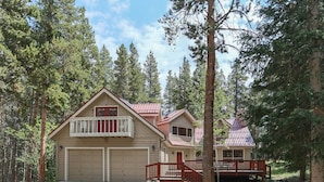 Front of property - Timberlake Lodge at Goose Pasture Tarn! (Breckenridge)