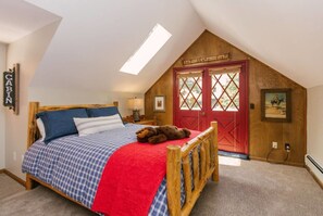 4 bedrooms, iron/ironing board, free WiFi