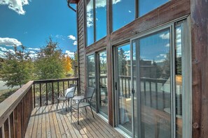 Balcony - Wildernest Escape - Sunlit Townhome With Spa! (Silverthorne)