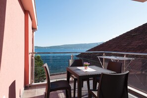 Deluxe Apartment, 1 Bedroom, Sea View | Terrace/patio - Apartments Delfin (Tivat)