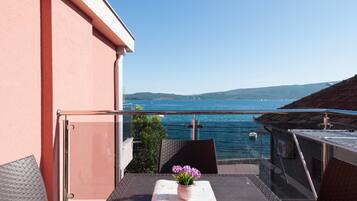 Deluxe Apartment, 1 Bedroom, Sea View | Terrace/patio