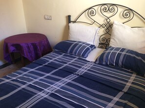Traditional Double Room, Non Smoking (Amazigh) | Free WiFi, bed sheets - Dar Pension Talaa (Fes)