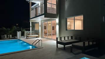 Family House | In-room safe, individually decorated, individually furnished