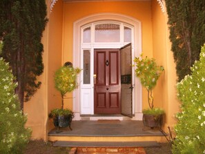 Entrada de la propiedad