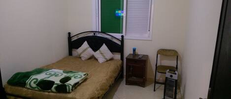 2 dormitorios, tabla de planchar con plancha, wifi y ropa de cama