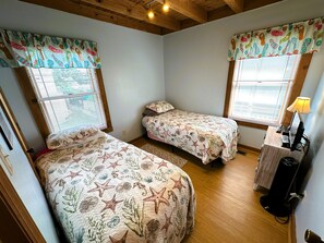 3 bedrooms, free WiFi, bed sheets