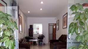 مدخل المنشأة
