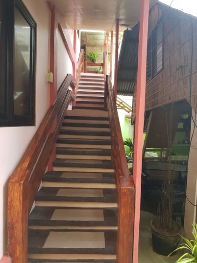 Desiree's Lodge And Transient House, Baler Aurora