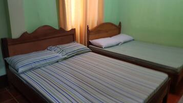 3 habitaciones, escritorio y wifi gratis