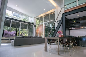 Panoramic House, Pool View, Poolside | In-room dining - Khaoyai Paradise on Earth (Pak Chong)