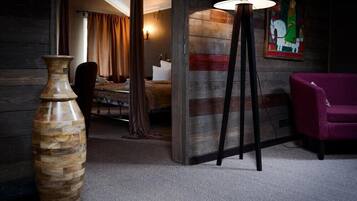 Appartement, 1 slaapkamer | Woonruimte | Een televisie