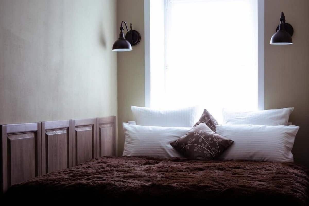 Standard Twin Room | In-room safe, desk, free WiFi, bed sheets