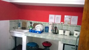 Private kitchen - Hikka beach monkey - Hostel (Hikkaduwa)