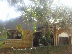 Exterior - Hikka beach monkey - Hostel (Hikkaduwa)