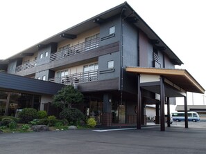 Front of property - Sado Resort Hotel Azuma (Sado)