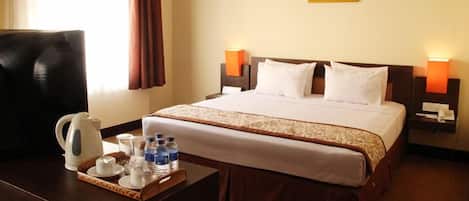 Bureau, Wi-Fi gratuit, draps fournis