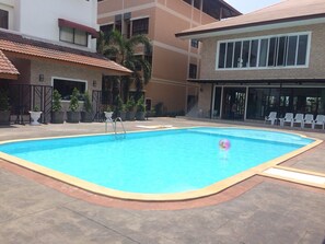 Piscina externa