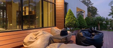 2 Bedrooms Villa | Terrasse/Patio