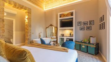 Suite, Balkon, Stadtblick | Hochwertige Bettwaren, Pillowtop-Betten, Minibar, Zimmersafe