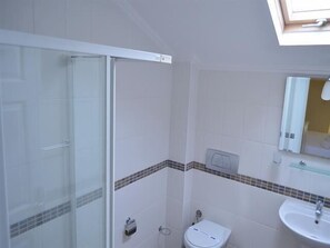 Apartment, 2 Bedrooms | Bathroom | Shower, free toiletries, hair dryer, towels - New Age Sunset Beach Club (Fethiye)