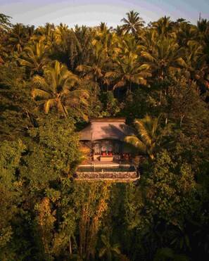Keliki Tents - Capella Ubud, Bali (Tegallalang)