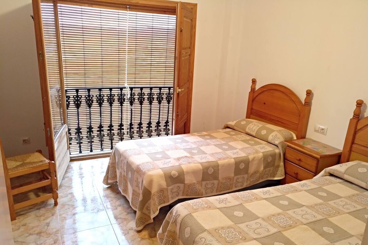 Wifi gratis y ropa de cama