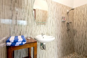 Double Room + 1 child | Bathroom