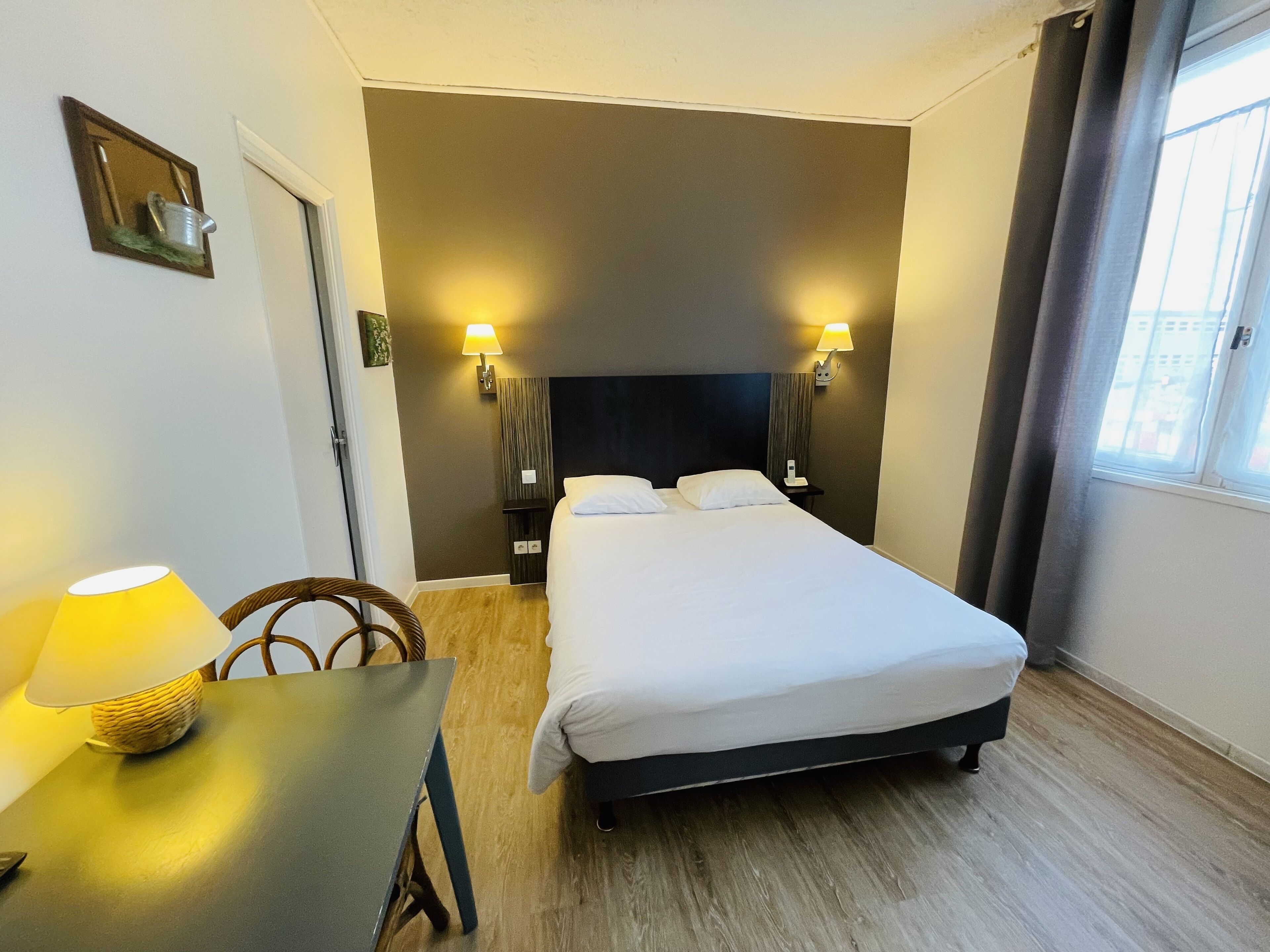 superior double room | 1 bedroom, individually decorated, individually furnished