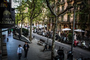 Exterior - Casa Kessler Barcelona - Hostel (Barcelona)