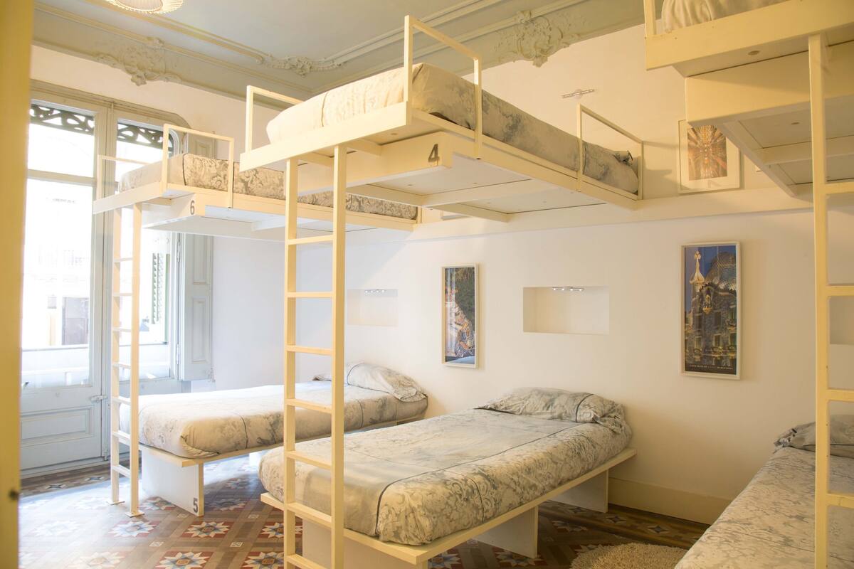 共用宿舍, 僅限女士, 共用浴室 (6 beds) | 高級寢具、羽絨被、熨斗/熨衫板、免費 Wi-Fi